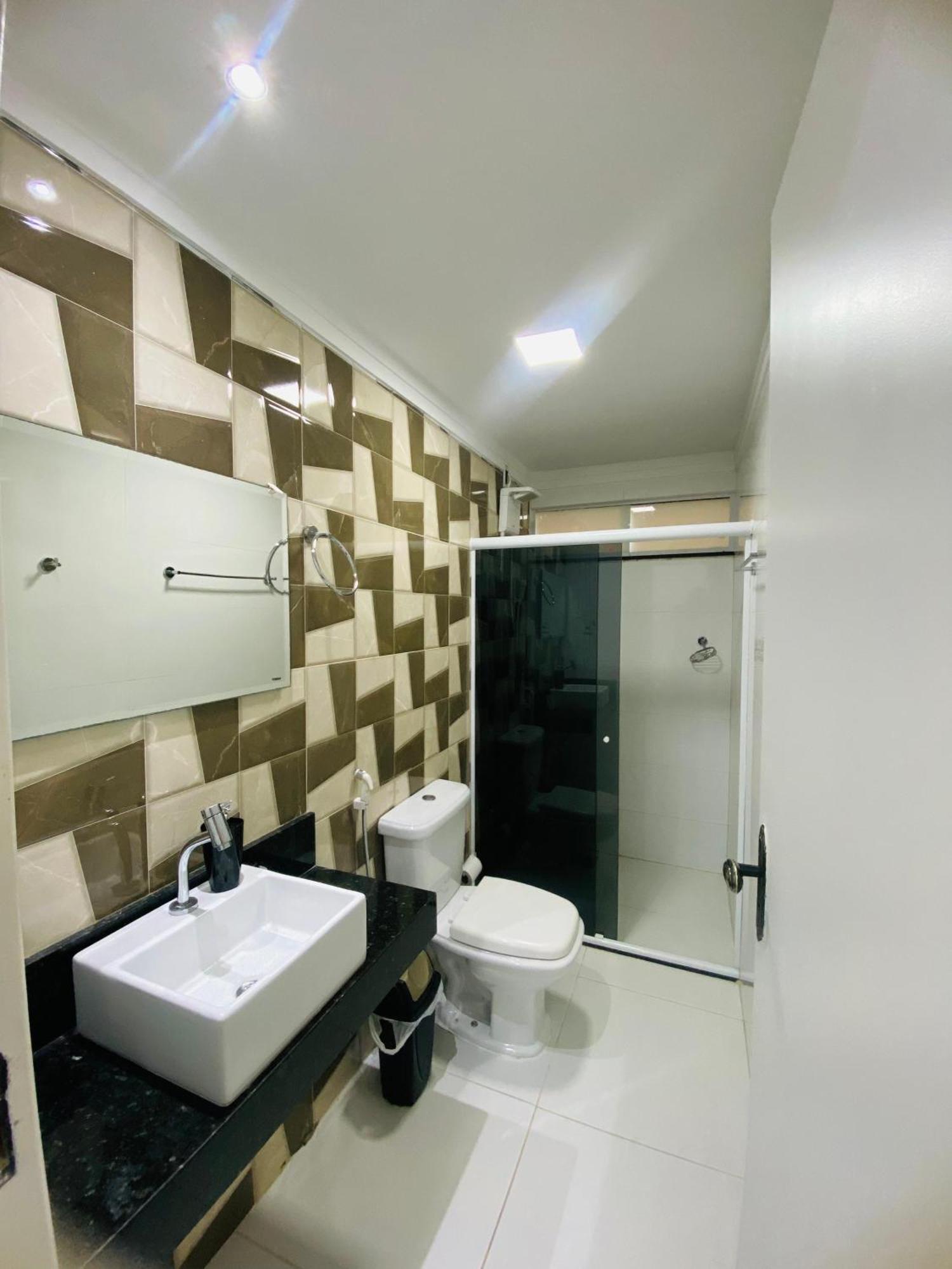 Amplo Luzia Prox Shopping Jardins Apartamento